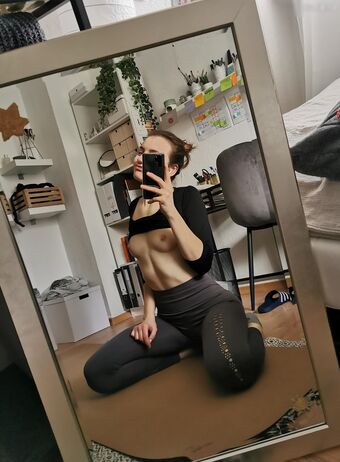 lorenchen Nakenläckor OnlyFans Foto 38