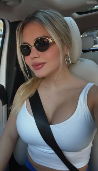 Luana Alonso Nakenläckor OnlyFans Foto 33