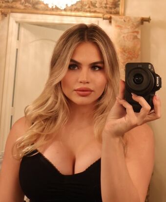 Luana Alonso Nakenläckor OnlyFans Foto 34