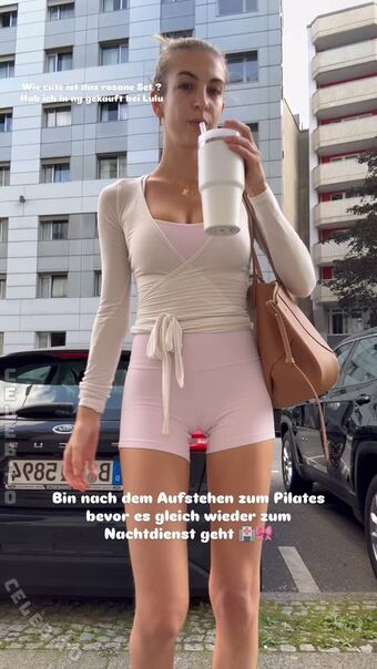 Luisasmiling Nakenläckor OnlyFans Foto 37