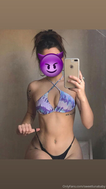 lunitafree Nakenläckor OnlyFans Foto 16