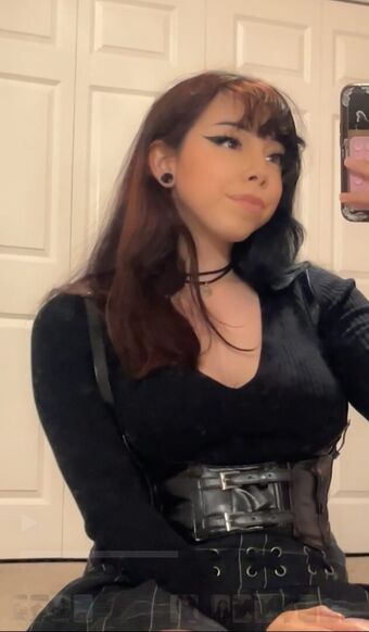 Luusilly Nakenläckor OnlyFans Foto 15