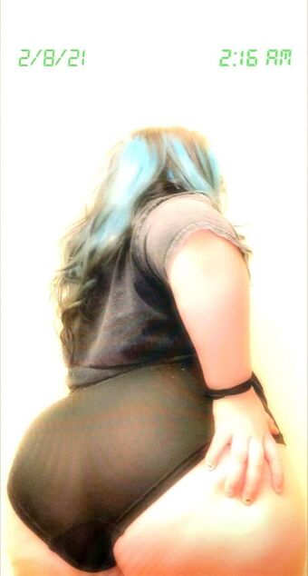 luvvbuggbree Nakenläckor OnlyFans Foto 2