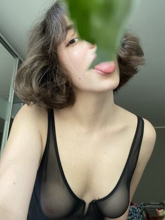 madmoon Nakenläckor OnlyFans Foto 5