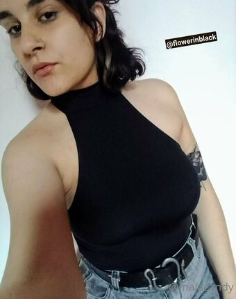 maiacandy Nakenläckor OnlyFans Foto 4