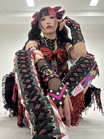 Maki Itoh Nakenläckor OnlyFans Foto 585