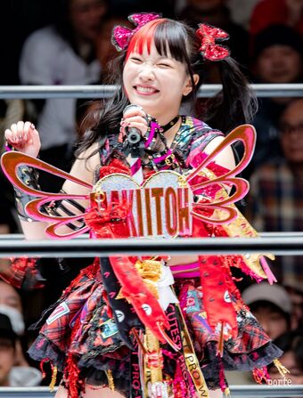 Maki Itoh Nakenläckor OnlyFans Foto 589