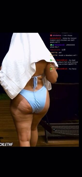 Maleni Cruz Nakenläckor OnlyFans Foto 210