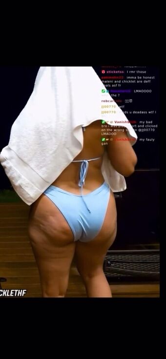 Maleni Cruz Nakenläckor OnlyFans Foto 211