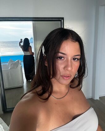 Maleni Cruz Nakenläckor OnlyFans Foto 215