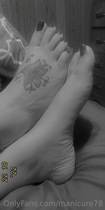 manicure78 Nakenläckor OnlyFans Foto 10