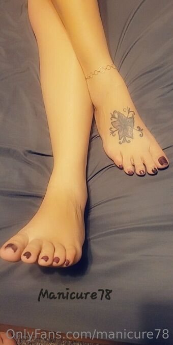 manicure78 Nakenläckor OnlyFans Foto 12