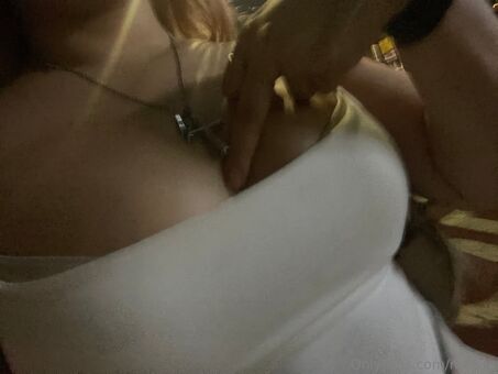 manua Nakenläckor OnlyFans Foto 15