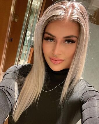 Marf Nakenläckor OnlyFans Foto 17