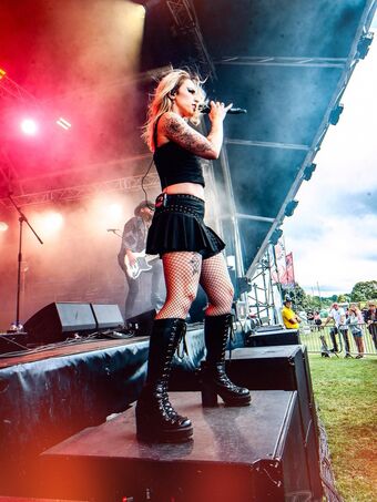 Marisa Rodriguez Singer Nakenläckor OnlyFans Foto 10