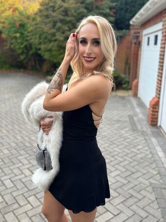 Marisa Rodriguez Singer Nakenläckor OnlyFans Foto 20