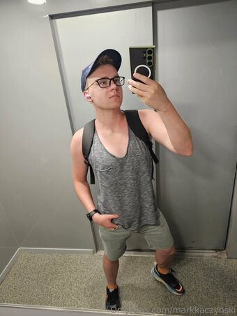 markkaczynski Nakenläckor OnlyFans Foto 39