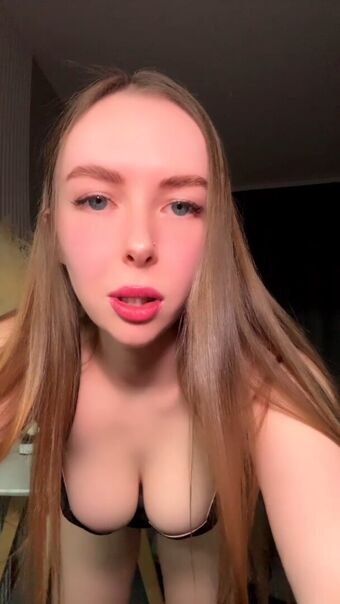 Mary Nakenläckor OnlyFans Foto 22