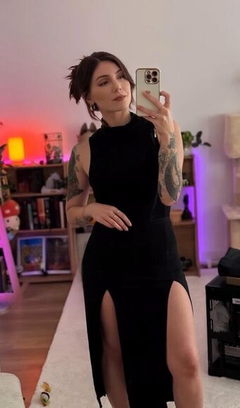 Marz Nakenläckor OnlyFans Foto 134