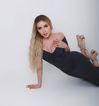 Mayanazor Nakenläckor OnlyFans Foto 13