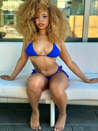 Mayaregi Nakenläckor OnlyFans Foto 4