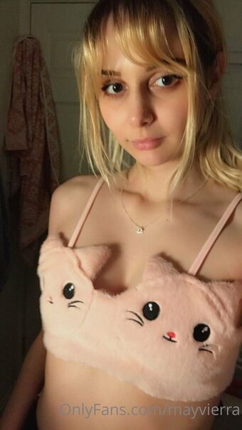 mayvierra Nakenläckor OnlyFans Foto 4