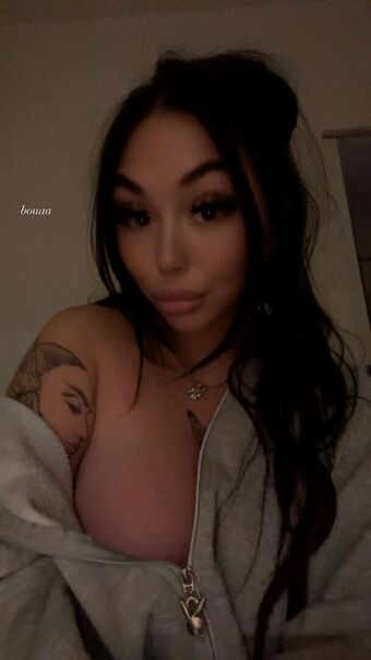Mbou_ Nakenläckor OnlyFans Foto 5