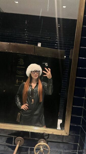 memerit Nakenläckor OnlyFans Foto 9