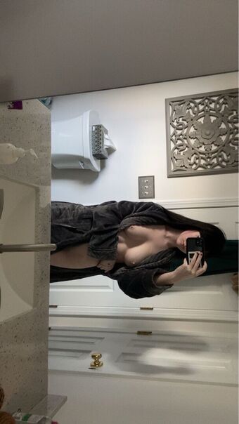 Mentholbanshee Nakenläckor OnlyFans Foto 33