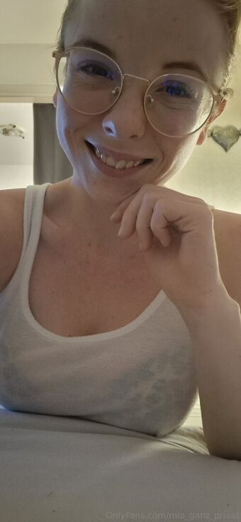 mia_ganz_privat Nakenläckor OnlyFans Foto 21