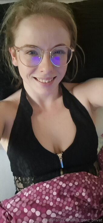 mia_ganz_privat Nakenläckor OnlyFans Foto 38