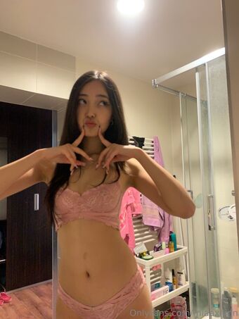 miaaxlynn Nakenläckor OnlyFans Foto 15