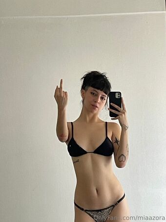 miaazora Nakenläckor OnlyFans Foto 10