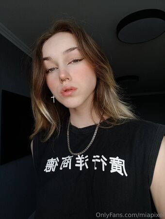 miapixel Nakenläckor OnlyFans Foto 6