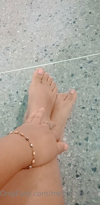 michelcustom Nakenläckor OnlyFans Foto 1
