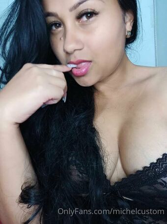 michelcustom Nakenläckor OnlyFans Foto 3