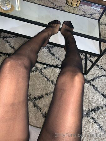 miliani Nakenläckor OnlyFans Foto 3