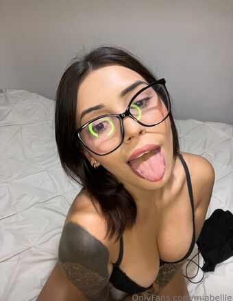 milifinity Nakenläckor OnlyFans Foto 2