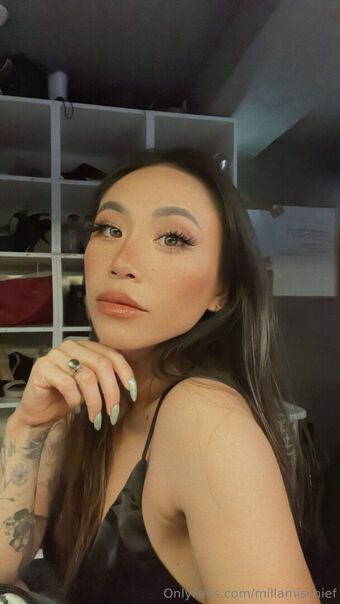 millamischief Nakenläckor OnlyFans Foto 9