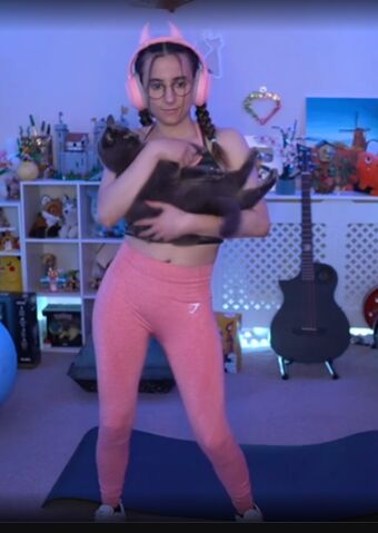 Millie Mossiae Nakenläckor OnlyFans Foto 12