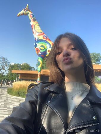 mini_dashunka Nakenläckor OnlyFans Foto 9