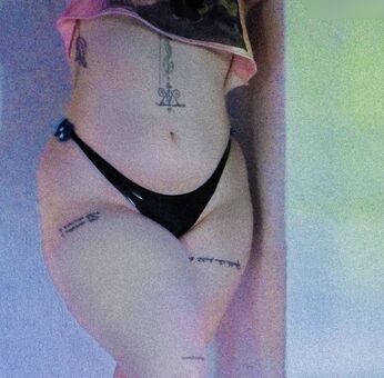 Minty.python/Pfirsichkloster Nakenläckor OnlyFans Foto 3