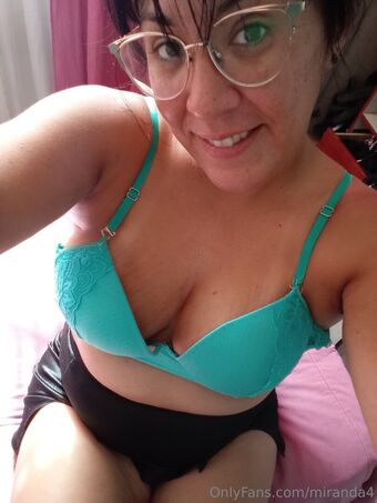 miranda4 Nakenläckor OnlyFans Foto 4