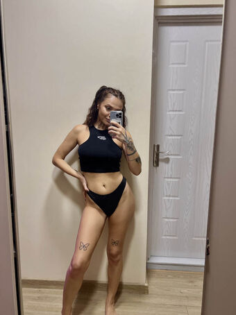 miraspark Nakenläckor OnlyFans Foto 10