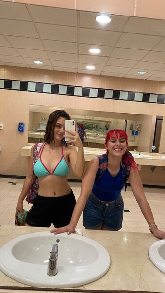 Miriam Villoria Nakenläckor OnlyFans Foto 14