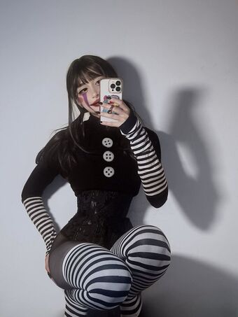 Miruqi Nakenläckor OnlyFans Foto 35