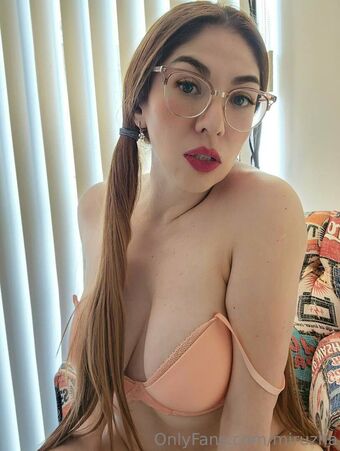 Miruzha Nakenläckor OnlyFans Foto 9