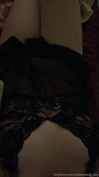 misbehaving_kitty Nakenläckor OnlyFans Foto 9