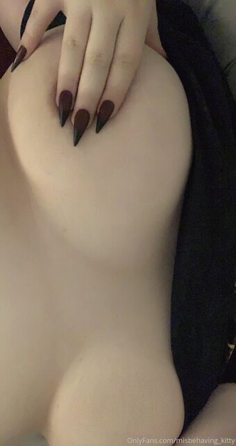 misbehaving_kitty Nakenläckor OnlyFans Foto 15