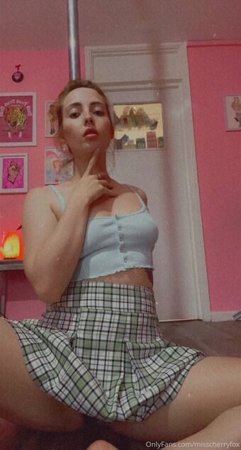 misscherryfox Nakenläckor OnlyFans Foto 28